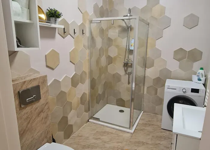 Majestic Stefan Building *